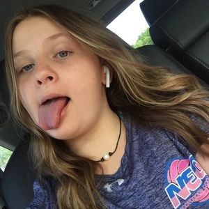 Meet your Posher, Kaitlyn